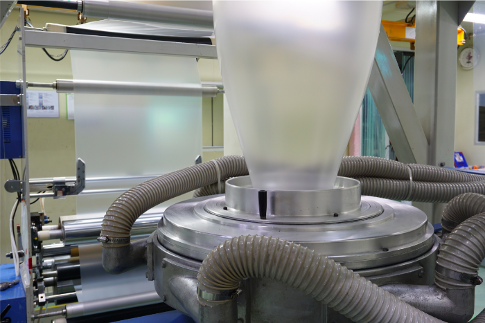 Ionphase PE0108M - Extrusion Blown Film - 700 × 467 Ionphase PE0108M - Extrusion Blown Film - 700 × 467